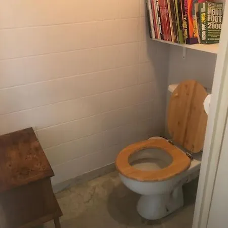 Апартаменты Trois Et Terrasse Сет