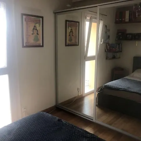 Trois Et Terrasse Сет